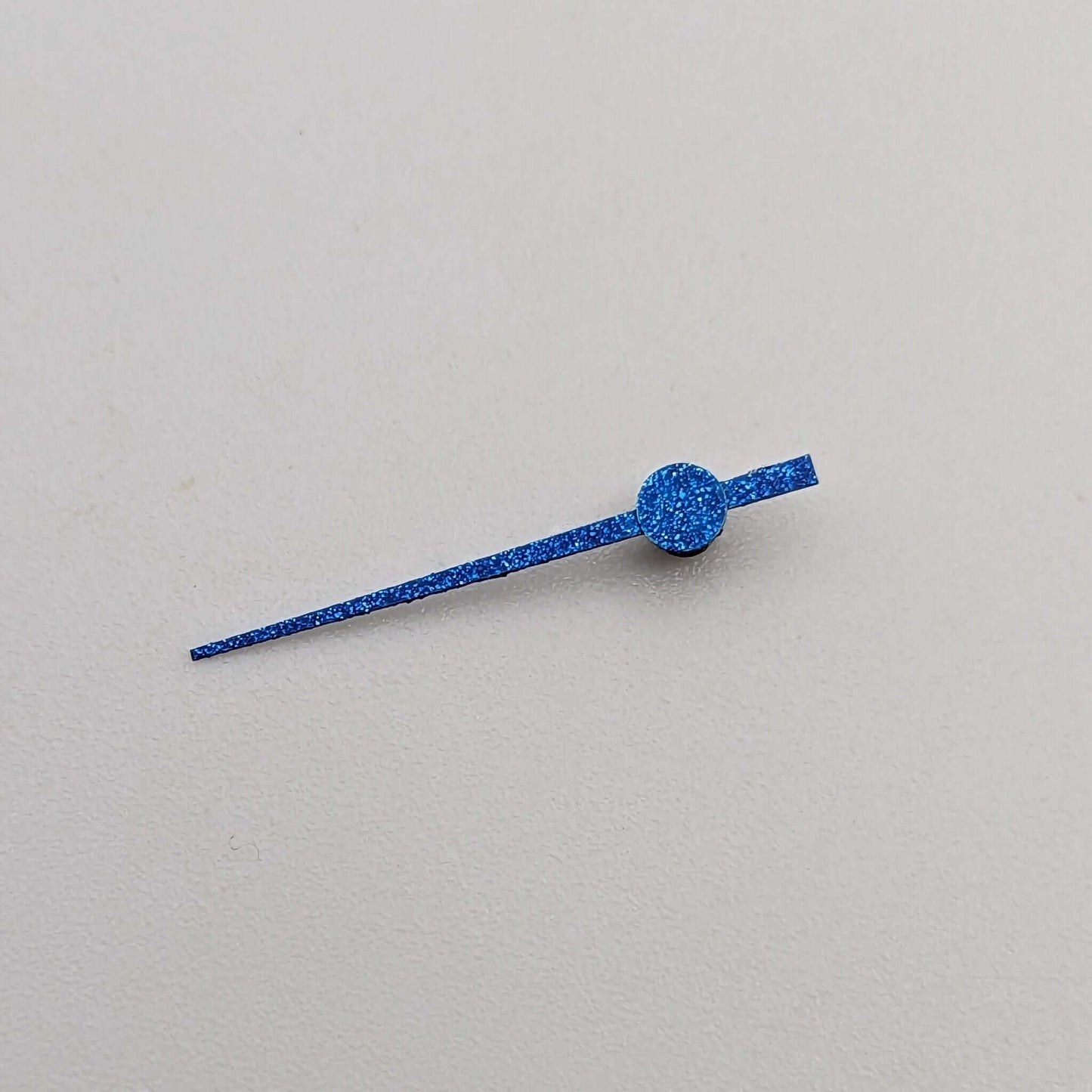 Main - Quartz mono-aiguille (aiguille des heures) (VH31 et plus !)